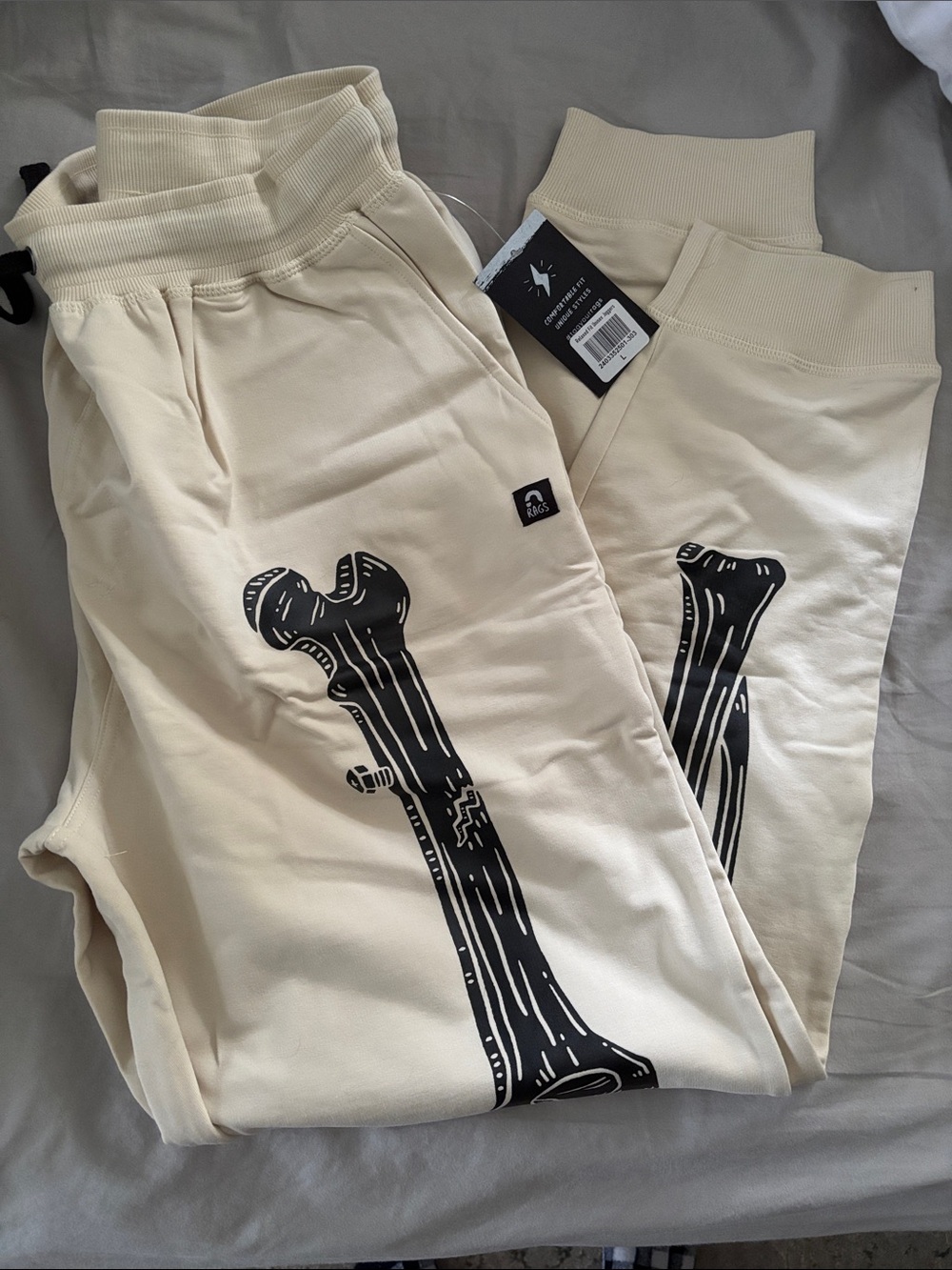 BRAND NEW Men’s Rage Cream Graphic skeleton Jogger Pants